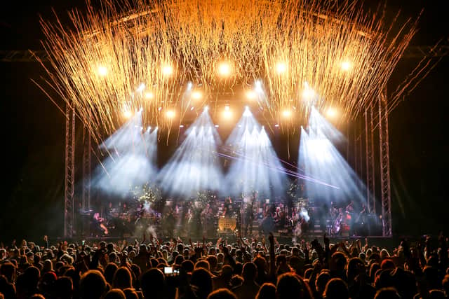 Ministry Of Sound Classical is brought to life by the stunning 50-piece London Concert Orchestra and sensational vocalists.