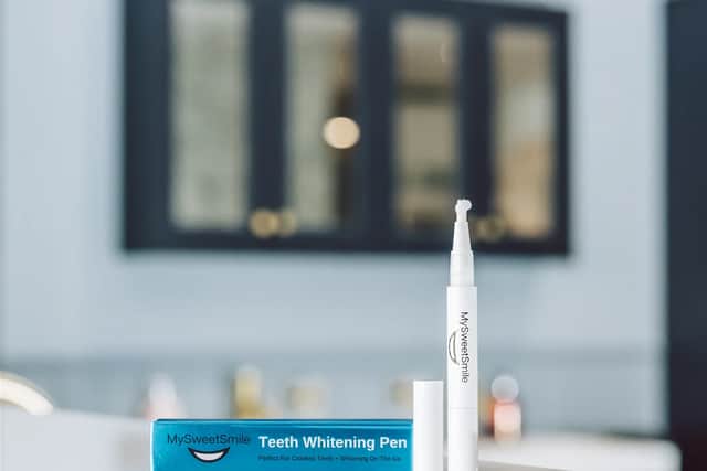 The teeth-whitening pen