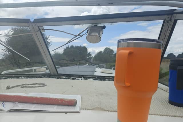 On a recent boat trip, the YETI did a brilliant job of keeping the sun off a litre of cold water