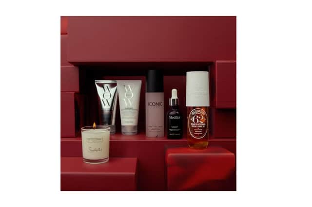 It features 28 products with 17 full-size products. It's one of the best-value beauty calendars of 2025.