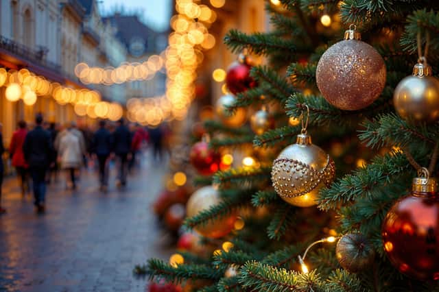 christmas shopping high street tree