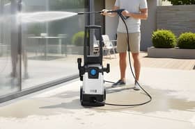The portable 1600W pressure washer is advertised with up to 135-bar pressure and costs £40.99
