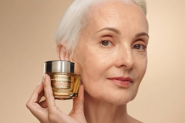 Estée Lauder Revitalising Supreme+ Youth Power Cream is currently reduced in a limited time Amazon deal.