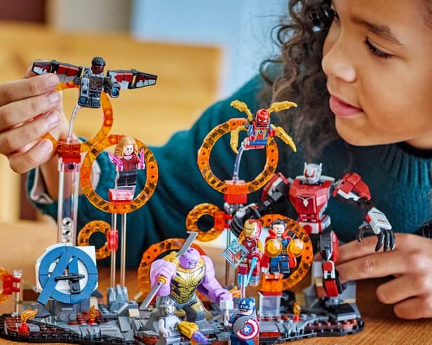 LEGO Marvel Avengers: Endgame Final Battle building set with nine minifigures and Thanos