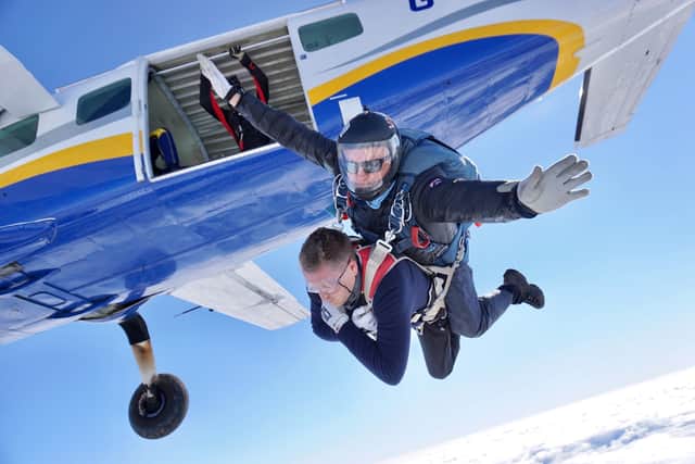 Mass Tandem Skydive!