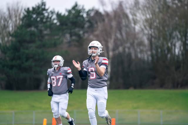 Jake Willis (9) will lead the offense.