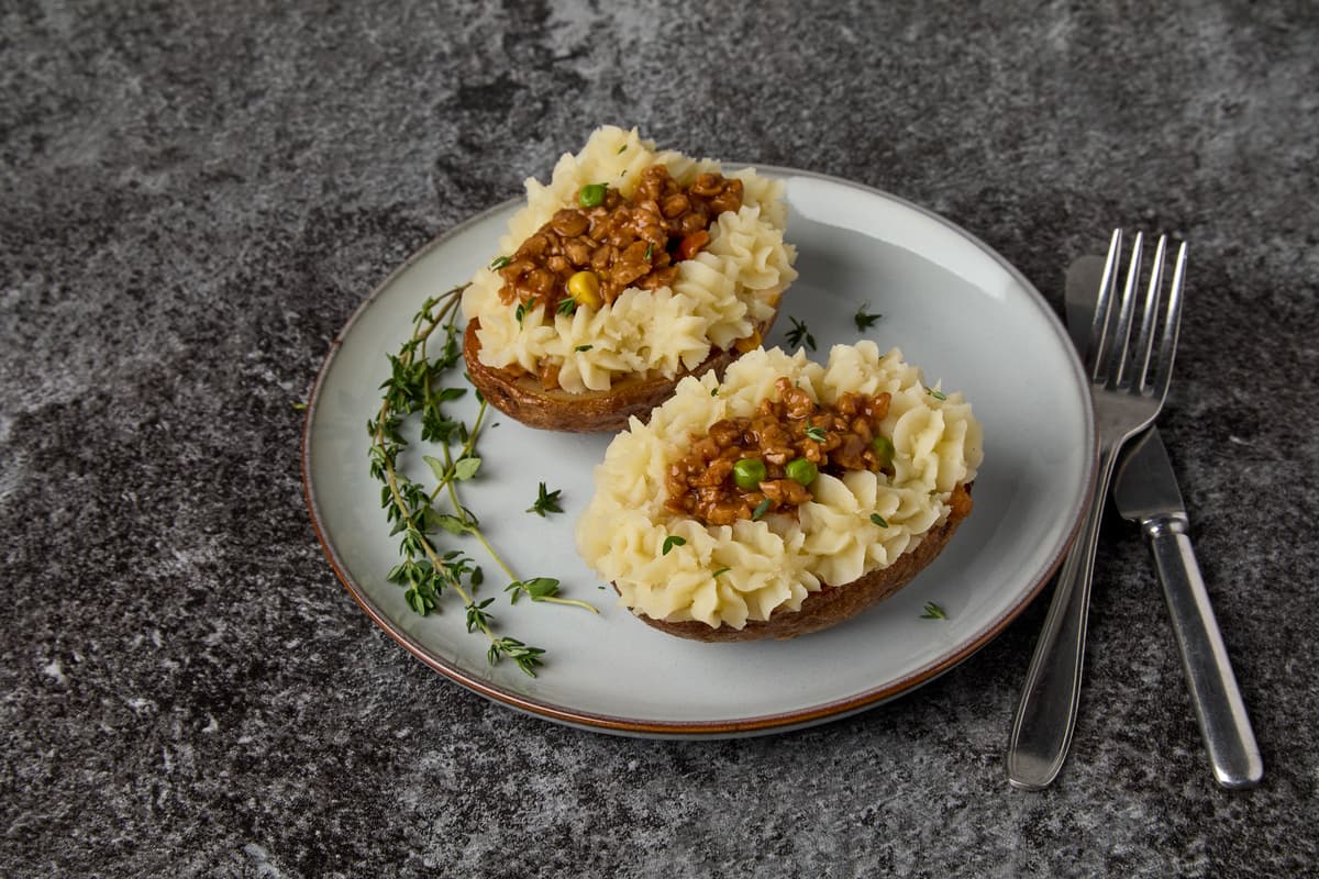 Northamptonshire frozen food distributors helps launch new jacket potato ...