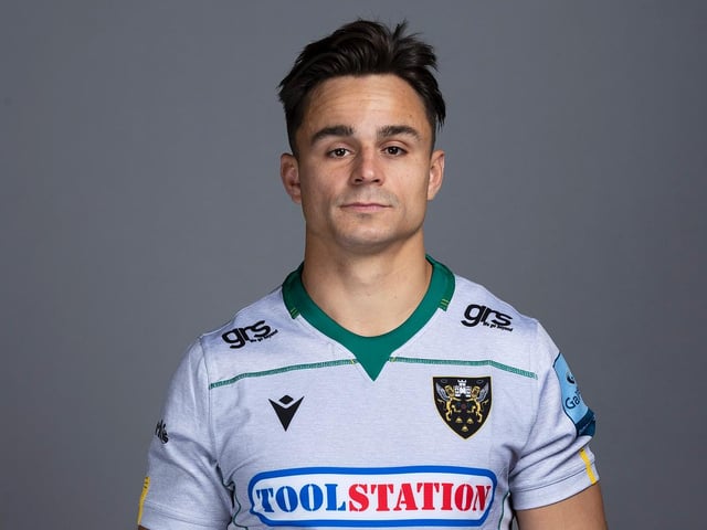 Made a crucial tackle on Alex Lewington early on and didn't let Saracens have a sniff out wide before showing great awareness and composure to set up a try... 8