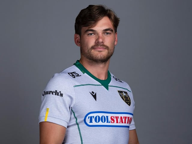 Was really good under the high ball most of the game and was only denied a try by a forward pass... 7.5