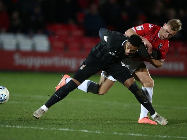 For once he was matched for physicality by the opposition, though he sill had his chances. Sent a overhead kick just wide early on and dragged into the side-netting shortly before Williams won it... 6.5