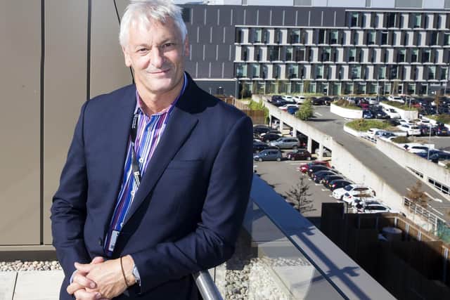 Professor Nick Petford did not get a performance bonus according to the newly published annual report.