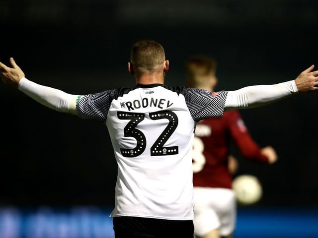 Wayne Rooney appeals to the referee