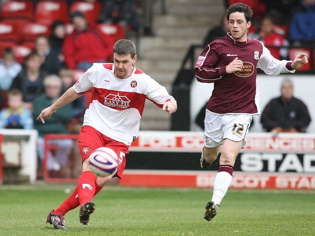 Ian Henderson tracks his man