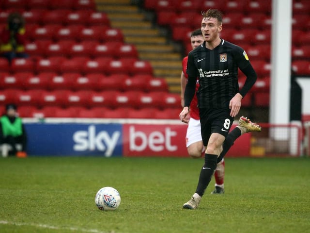 Ran things during an excellent first-half display. Got on the ball, made smart decisions and drove forward on occasion. More of a struggle when it was wind into face in the second but still had a good game... 7