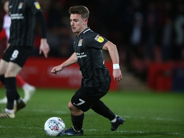 Had more time than he thought when shanking wide at 1-0 before an improvised effort almost squeezed inside the near post late in the first-half. Only on the fringes thereafter... 6