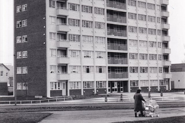 Recognise these flats at the end of the 1980s? It is Gaitskell Court.