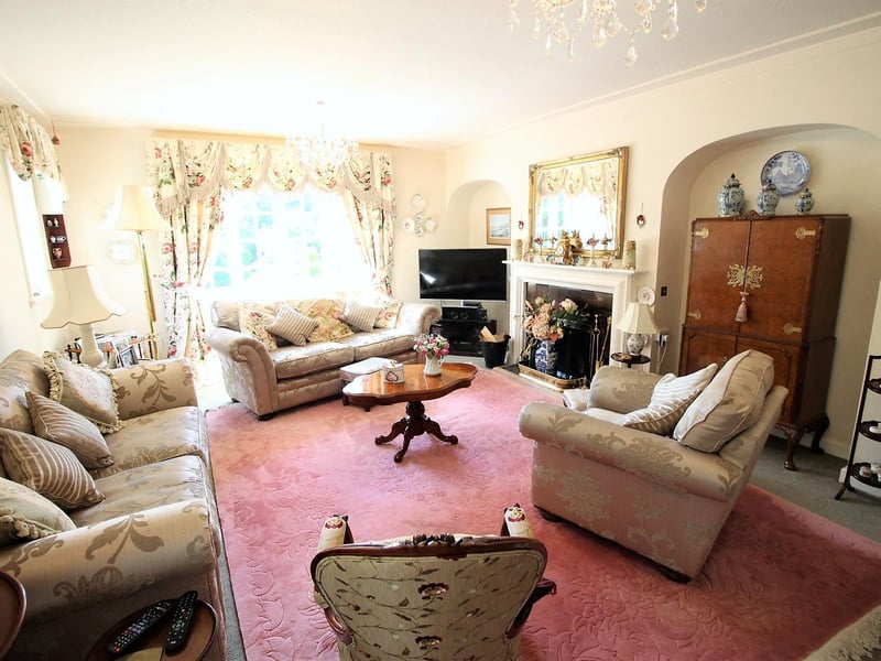 The generous lounge