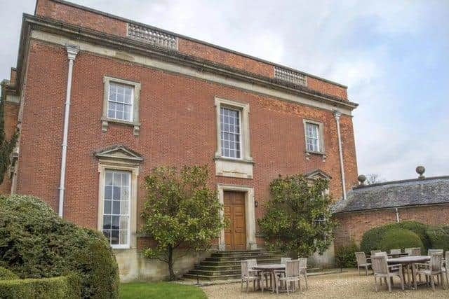 Kelmarsh Hall