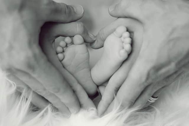 The baby photo service in Northampton's maternity wards has been axed.