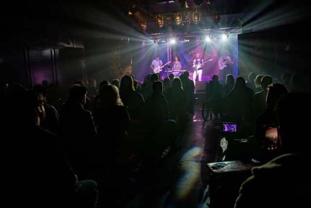 Sarpa Salpa headlining the Craufurd Arms. Photo by David Jackson.