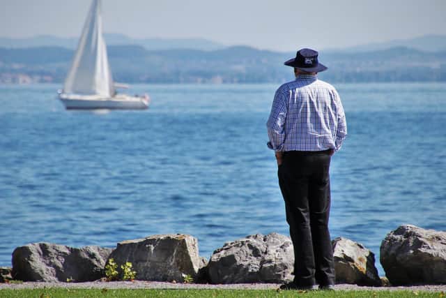 A new rule on exit payment sums is behind some senior officers asking to retire early.
