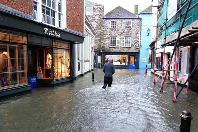 The Community Flood Resilience Pathfinder Scheme aims to help Northamptonshire communities at risk of flooding to feel better prepared and equipped.