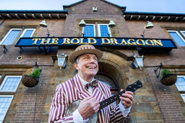 Northampton musician Bill Kingston was surprised by his friends from the Bold Dragoon who clubbed together to replace his antique ukulele.
