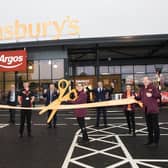 Sainsbury's opened the doors to its brand new story in Brackley, Northamptonshire this morning (November 25).