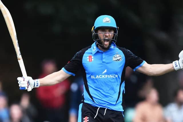 Wayne Parnell has signed a one-year deal at Northants