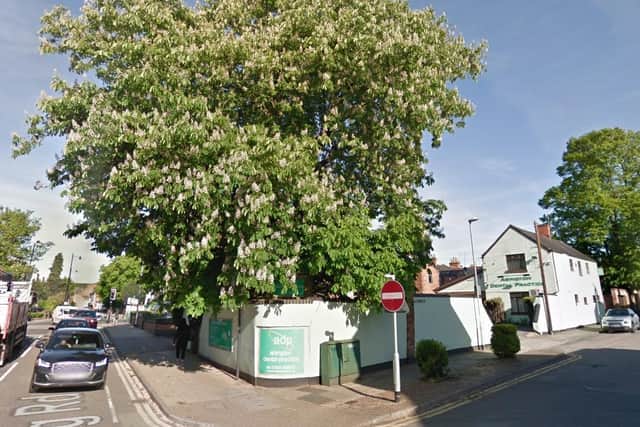 A debate has flared up over the future of a mature horse chestnut in Billing Road.
