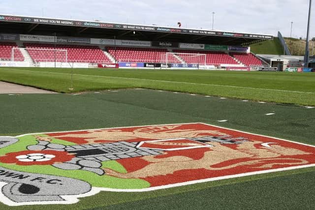 Sixfields.