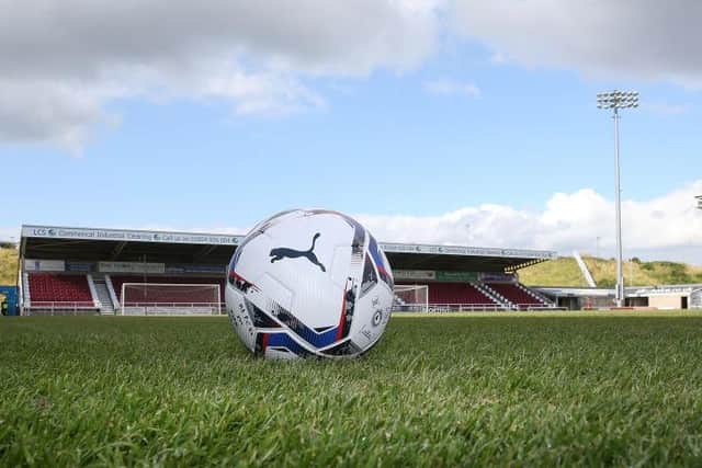 Sixfields.