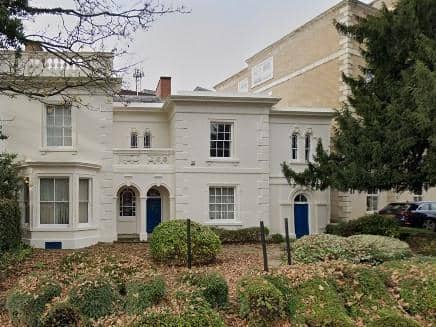 The building in Cheyne Walk could be converted into a 'luxury' 10-bed HMO