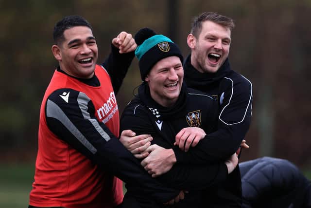 Sam Matavesi, Fraser Dingwall and Dan Biggar during Saints training on Tuesday