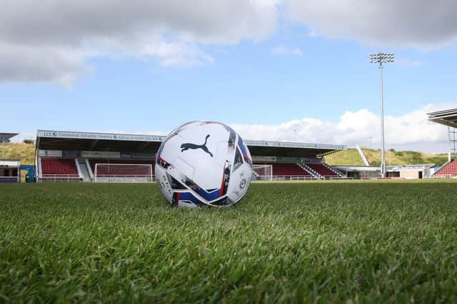 Sixfields.