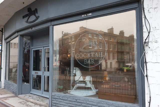 The Rocking Horse in Brighton Road is said to sell unique cocktails. This cocktail bar is rated 4.7 stars on Facebook