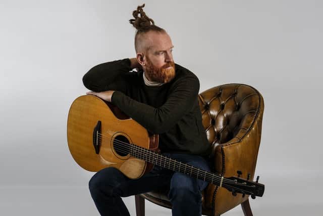 Newton Faulkner.