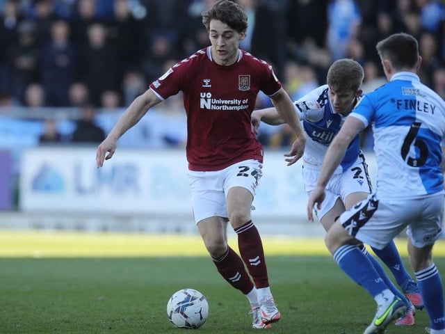 Nobody can question Appere's effort, commitment or willingness to run himself into the ground, but the lone striker never got a sniff of a chance the whole game, and never looked like scoring... 5