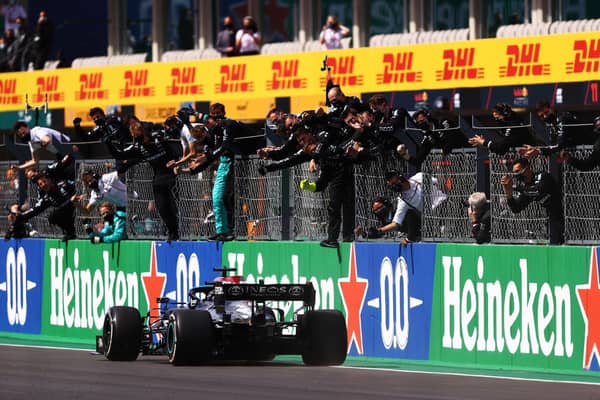 Lewis Hamilton wins in Portugal