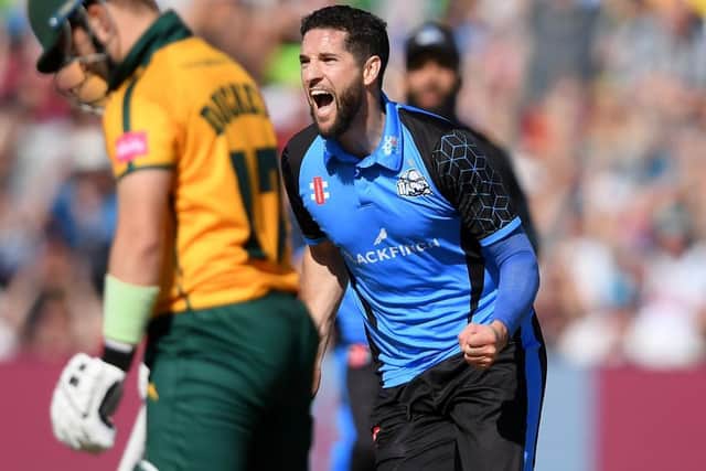 Wayne Parnell playing for Worcestershire Rapids against Notts Outlaws in the 2019 T20 Blast semi-final at Edgbaston
