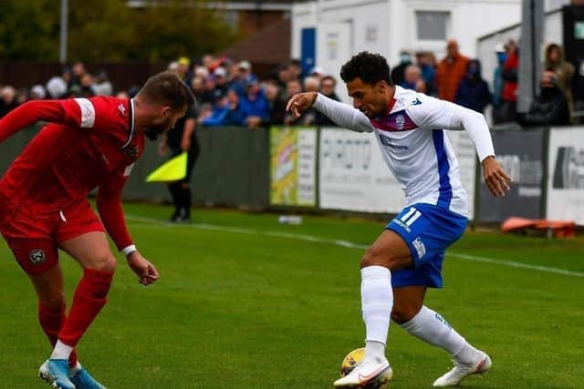 Luke Fairlamb in action for Diamonds against Barwell. Credit: HawkinsImages