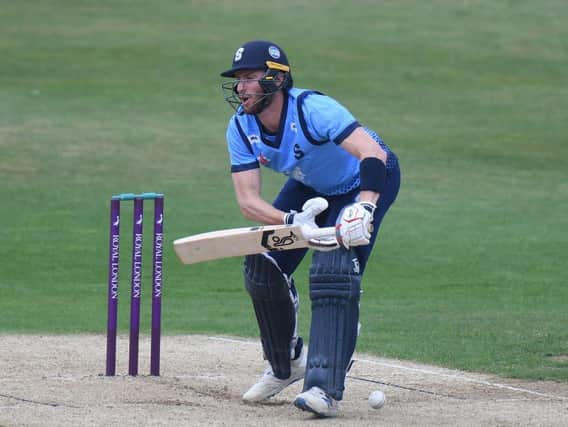 Rob Keogh's 33 not out from just 16 balls was crucial as the Steelbacks beat Derbyshire on Sunday