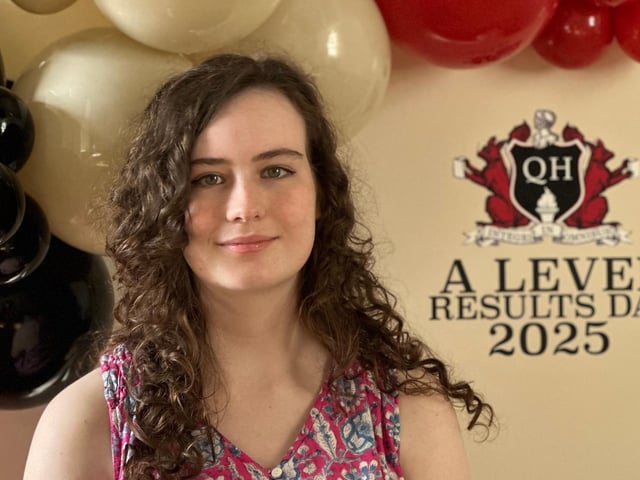 Isabelle W commences her studies at Warwick University after achieving an incredible A*AAA.