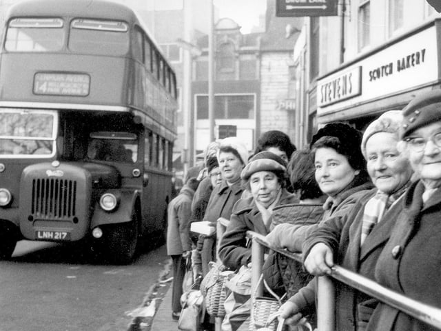 Mercer's Row bus stop - year unknown