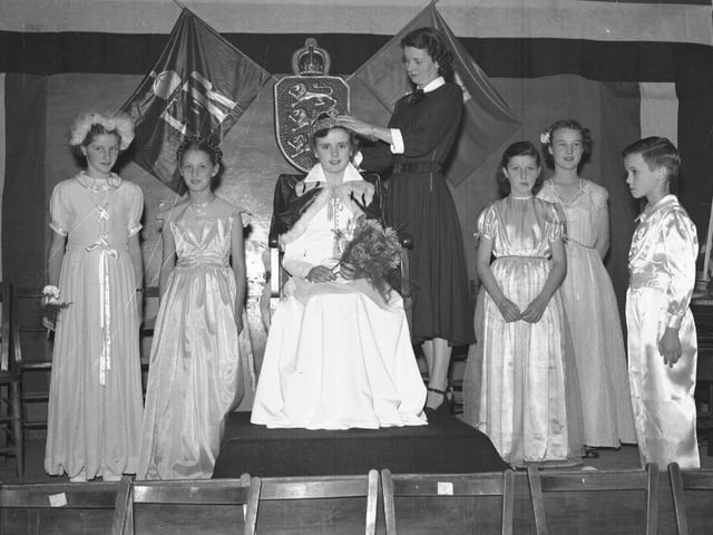 If you know any more information about this photograph, please email editor@northantsnews.co.uk