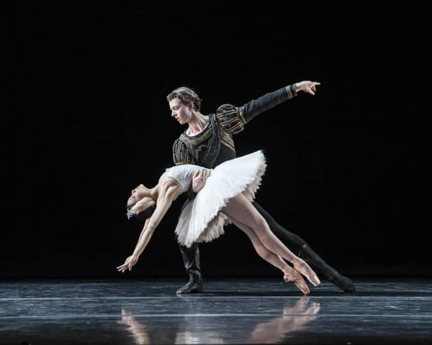 BRB2 dancers Mason King and Mailene Katoch in Swan Lake Pa de deux Photo by Johan Persson