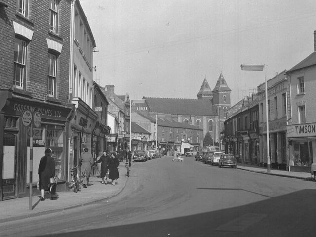 Street scene, possibly Kettering Road