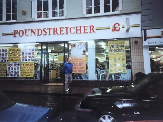 Nostalgic photos of the town centre from 30 years ago
