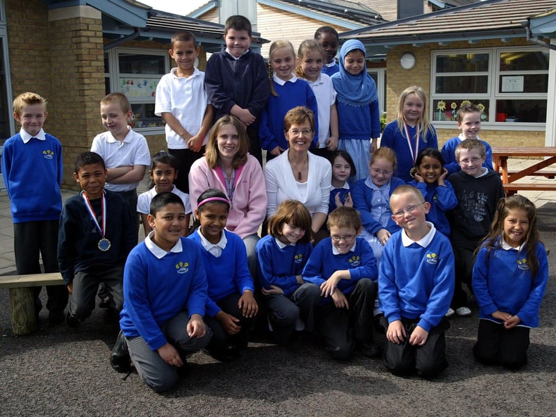 St James CEVA Primary School. Mrs Gould and headteacher Julie Barke with Year 3 group.