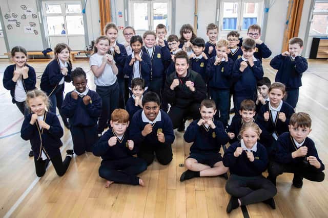 Chantelle Cameron with the year four pupils at Delapre Primary School. Photo: Kirsty Edmonds.